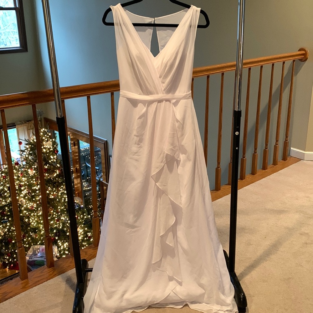 JJ’s House white wedding/prom/graduation dress